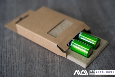 Over onafhankelijk ontwikkelde en geproduceerde oplaadbare lithium-ionbatterijen